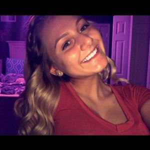 Meet your Posher, Skye